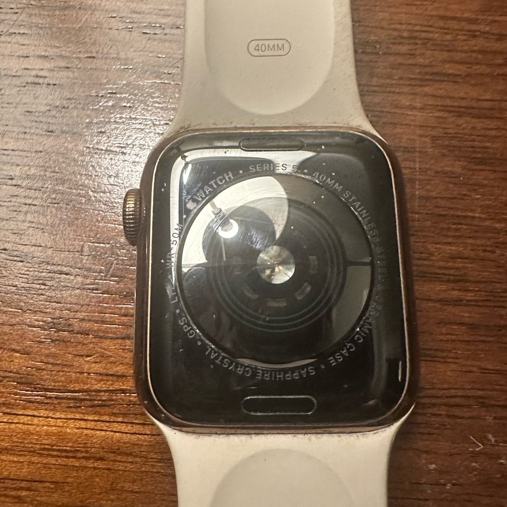 Apple Watch Series 5 GPS + Cellular, 40mm, Gold Stainless Steel Case Stone Band - Picture 2 of 3